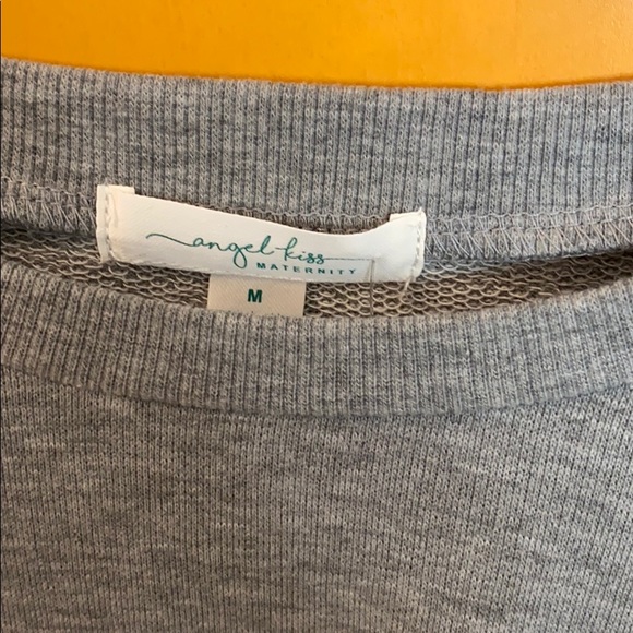 ♥️Cutest Maternity Sweatshirt♥️ - Picture 3 of 4